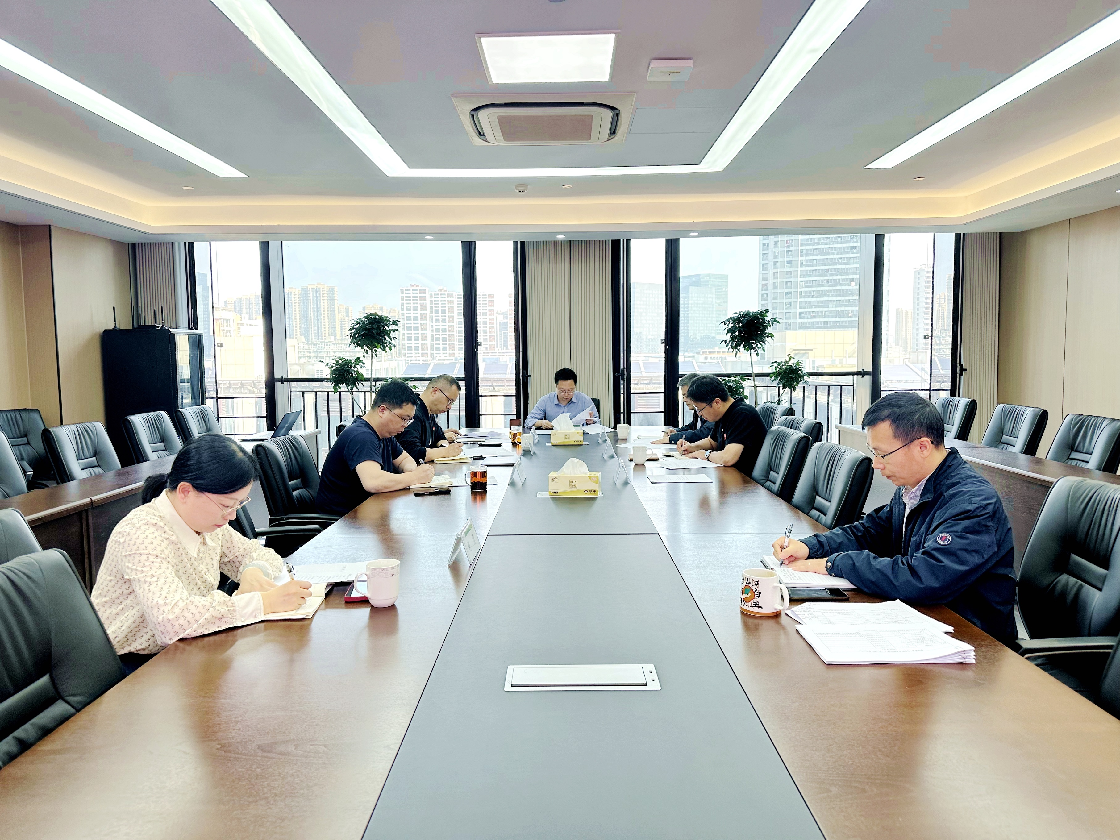 浙茶集团党委部署开展深入贯彻中央八项规定精神学习教育工作